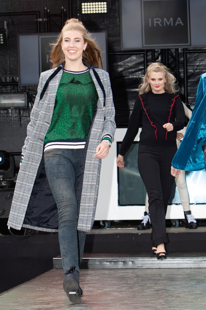 Modeshow 2018 A 175.jpg